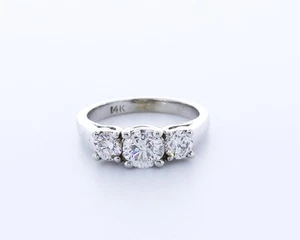 1.6CT Lab-Created Diamond E/VS1 Round Cut 14K Gold Prong Classic Engagement Ring - Picture 1 of 4