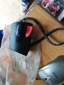 LICHTSCHALTER SCHALTER RECHTS ORIGINAL APRILIA AREA 51 1999>2002 AP8212914 - Bild 1 von 1