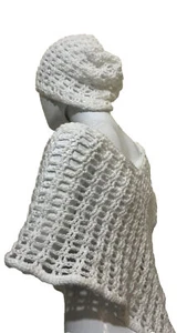 Poncho - Picture 1 of 9