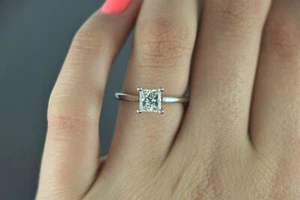 $7K 14K White Rose Gold GIA Solitaire 1.0ct Princess Cut Diamond Engagement Ring - Picture 1 of 10