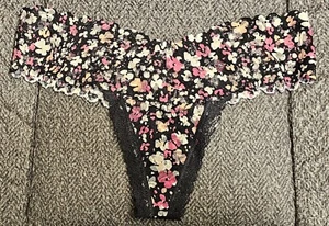 Perizoma Victoria's Secret nero pantalone pizzo floreale nuovo con etichette - Foto 1 di 3