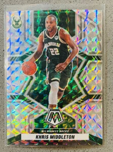 2021-22 Panini Mosaic Basketball NBA #155 Khris Middleton Silver Prizm Bucks - Picture 1 of 2
