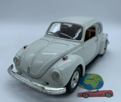 Mebetoys VW Maggiolone, automodello scala 1:24 - 1:25, vintage (2924) - Immagine 1 di 4