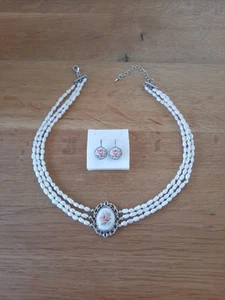 Kropfkette Süßwasserperlen 3-reihig mit Ohrringen Tracht - Bild 1 von 4