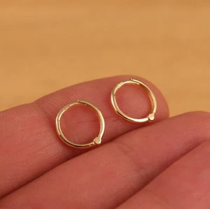 Genuine 9ct Yellow Gold Plain 11mm Huggie Hoop Earrings a Pair or Single Boxed - Picture 1 of 7