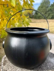 Vtg Blow Mold Witch's Cauldron General Foam Plastic Halloween Gothic USA Made - Picture 1 of 7