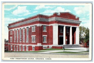 Primera iglesia presbiteriana de 1920 entrada edificio Concordia Kansas KS postal - Imagen 1 de 2