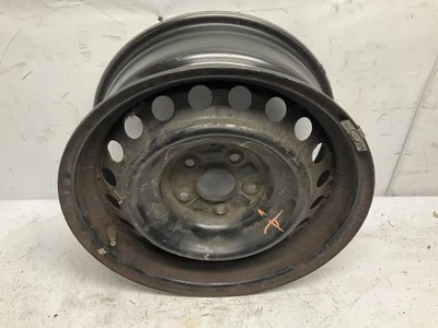 Llanta de acero 15-17 Toyota Camry 16x7" P Foto 1 de 4