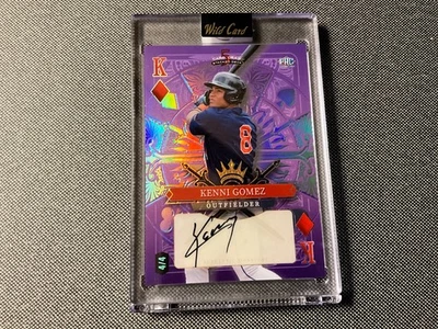 SP 4/4 KENNI GOMEZ PRC AUTO BLUE HOLO CIRCLES KING OF DIAMONDS 5 CARD DRAW 2024 - Image 1 of 3