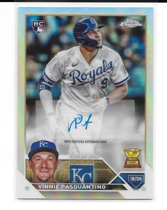 Autógrafo refractor Vinnie Pasquantino cromado Topps 2023 RC/499 Royals AC-VP - Imagen 1 de 1