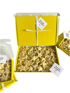 SHARE Box mit Choc Stars. Ideal für 3-4 Personen. Gut gemacht usw. Personalisieren - Bild 1 von 12