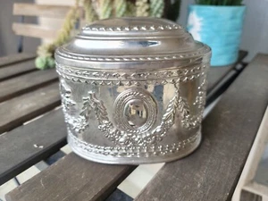 Silver Plated Lidded oval Jewelry Box. Persian Eastern. Great Condition. - Picture 1 of 5