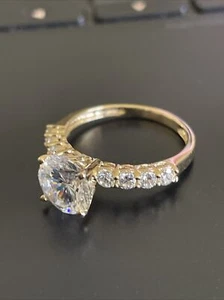 Solitario vintage circonita cúbica con detalles, oro amarillo de 14 k talla 7 - Imagen 1 de 11