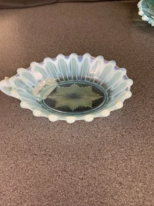 Blue Pearline Glass trinket dish - Picture 1 of 3