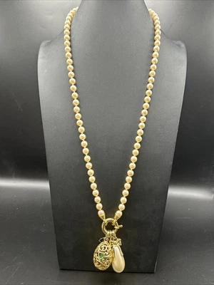 Joan Rivers Joyas Armario Corazón Huevo Colgante En 30" Perla Simulada Collar Foto 1 de 4
