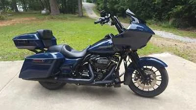 Paquete Tour picado azul billar con cierre de bisagras negras para 97+ Harley Touring Foto 1 de 4