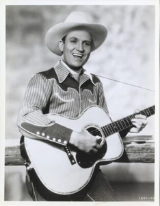Gene Autry Twilight on the Rio Grande cowboy playing guitar Vintage 8x10 Photo - Picture 1 of 1