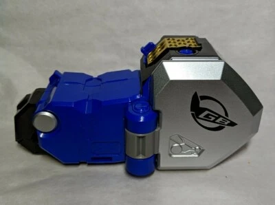 2011 Bandai Tokumei Sentai Go-Busters Blue GT-02 Gorilla Power Rangers Left Arm - Image 1 of 4