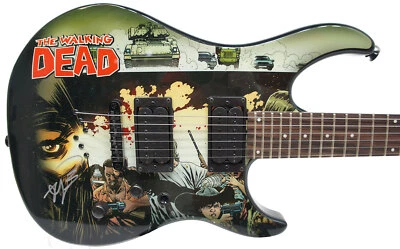 Guitarra Eléctrica y Certificado Robert Kirkman Firmado Peavey Walking Dead Cubierta Foto 1 de 4