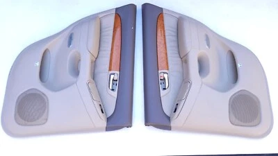 03-07 Panel de moldura de puerta trasera izquierda/derecha Lexus GX470 marfil  Foto 1 de 4