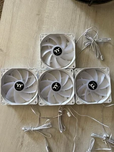 Thermaltake TT-1225 RGB 120mm PC Cooling Fan A1225L12S - Picture 1 of 3
