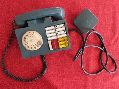 VECCHIO TELEFONO A DISCO SIEMENS TELECOMUNICAZIONI CENTRALINO TELEFONO VINTAGE - Immagine 1 di 4