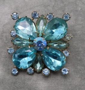 Broche de diamantes de imitación Cathe prendedor vintage AB azul verdoso cristal facetado 1,75 pulgadas 139c - Imagen 1 de 8