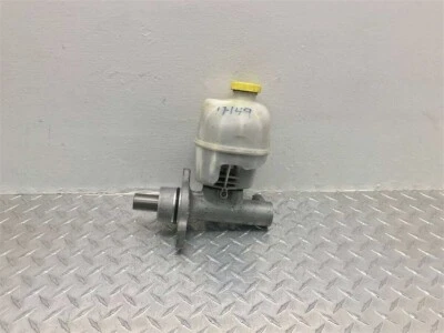 Dodge Ram 1500 2007-2019 cilindro de mástil de freno con depósito OEM 68000908AB Foto 1 de 4