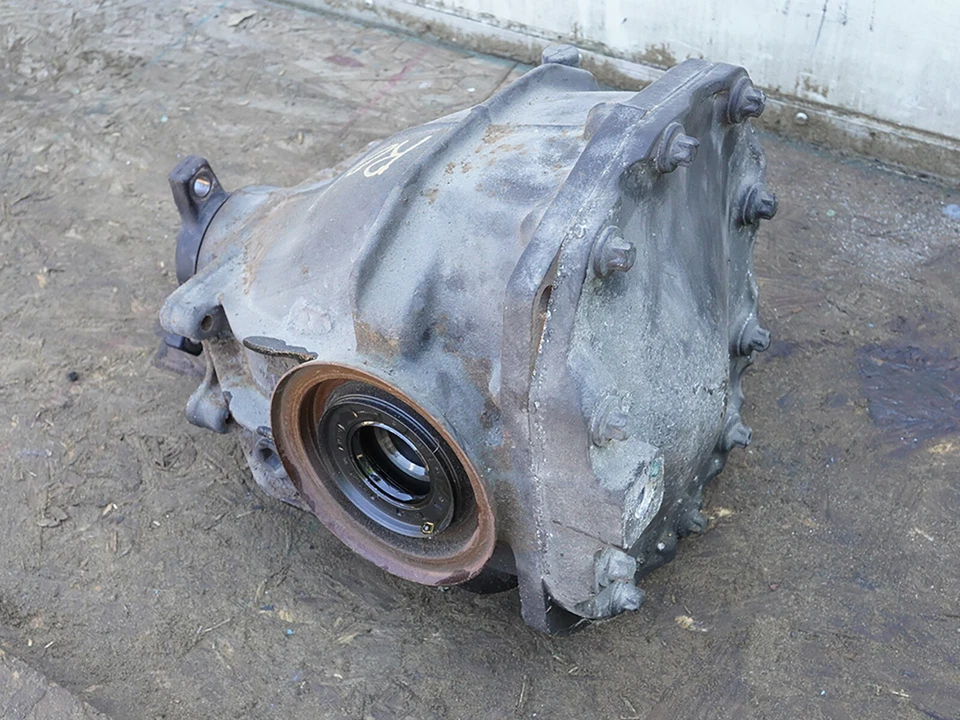 2003 - 2004 Mercedes Benz Sl Class R230 Sl500 Carrier Differential Rear Oem Foto 1 de 4