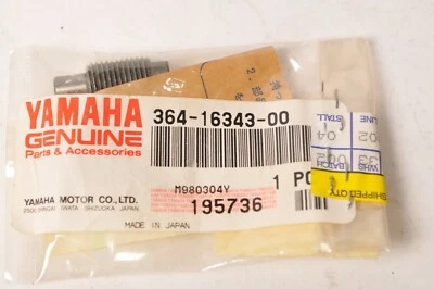 Tornillo de ajuste original Yamaha 364-16343-00 - MX250 TY250 YZ125 DT100 DT400 it + Foto 1 de 2