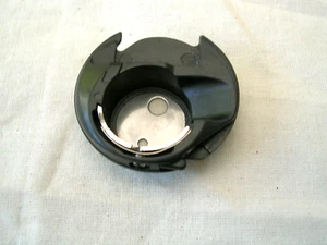 VIKING HUSQVARNA EMERALD 122 AND 188 SEWING MACHINE BOBBIN CASE COMPLETE - Picture 1 of 1