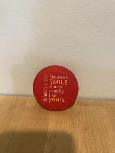 American Girl red Compact Mirror "No ones smile shines exactly like yours - Picture 1 of 3