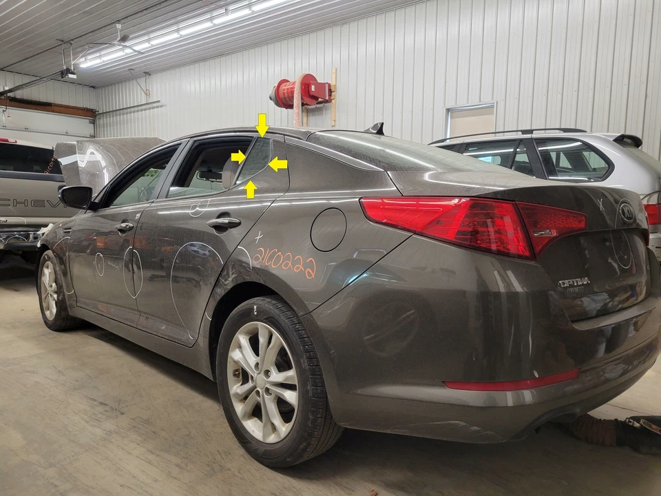 Kia Optima 2013 conductor ventilación trasera izquierda ventana de vidrio solamente Foto 1 de 1