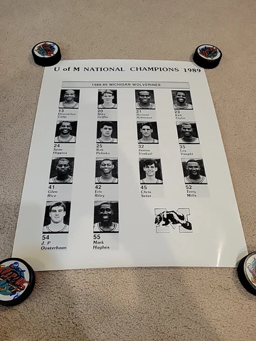 RARE VINTAGE 1989 UNIVERSITY OF MICHIGAN NATIONAL CHAMPIONS POSTER 17.5" x 22.5" Cover