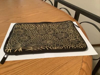 Funda para portátil Tanamachi Goods X abultada hasta 13,3 negra/dorada nueva con etiquetas Foto 1 de 2