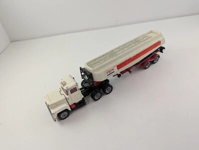 Camión cisterna Corgi Major Toys Mack MASAK DIE CAST EXXON Gloster Saro Tanker Foto 1 de 4