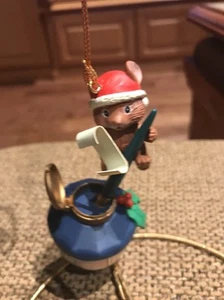 LUSTRE FAME/ENESCO LIKE CHRISTMAS ORNAMENT: MOUSE ON INKWELL new in box - Picture 1 of 6
