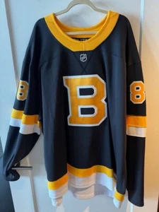 Fanatics Boston Bruins Pastrnak #88 Jersey Size 4XL - worn once! - Picture 1 of 3