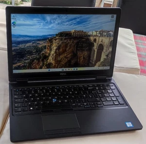 Laptop Dell Latitude 5580 i5-6300U 16GB RAM 256GB SSD 2.4GHz Win 11 Pro - Imagen 1 de 8