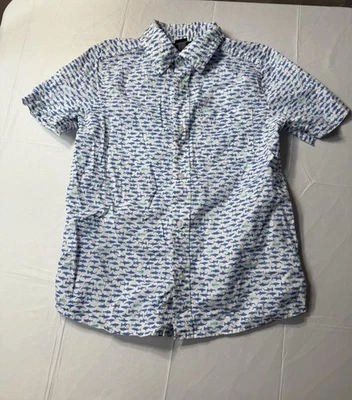 Camisa con botones para niños talla 12 diseño de tiburón juvenil marca Kion D Los Angeles Foto 1 de 3