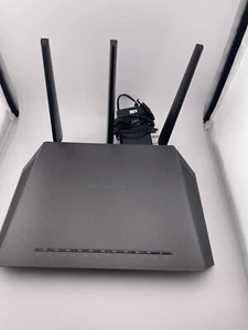 NETGEAR Nighthawk AC1900 Dwuzakresowy inteligentny router WiFi - R7000 Kontrola rodzicielska - Zdjęcie 1 z 5