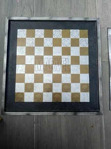 Eaglemoss Marvel Chess Set with Figures, Magazines, and Board - Picture 1 of 7