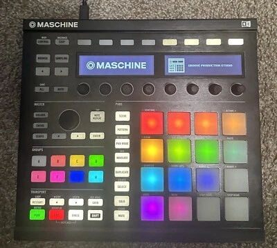 Maschine Studio Recording Interface w 2.0 software original box. - Image 1 of 3