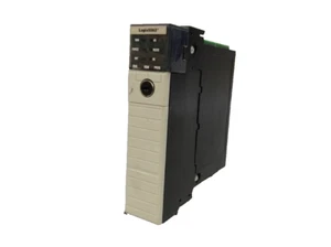 1756L63B - ALLEN BRADLEY - 1756-L63/B Processor 8 mb RECONDITIONNÉ - Foto 1 di 3