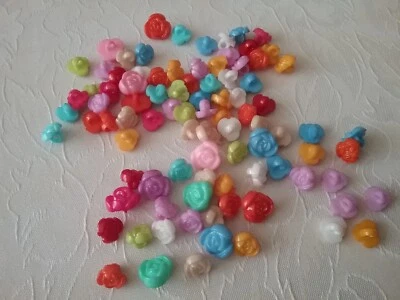 Knöpfe,Rosenblüten,Konvolut ca.100 Stücke,10-12mm,mehrfarbig,Kunststoff,(K78) - Bild 1 von 2