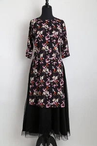 Vietnamese Ao Dai Cach Tan,Black Floral Designs, 35"- 45" Bust , Skirt 25" - 32" - Picture 1 of 3