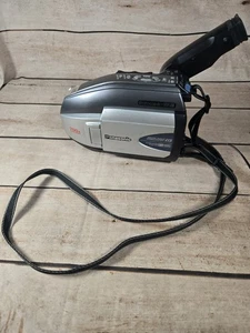 Panasonic Palmcorder PV-L352D VHS-C Analog Camcorder UNTESTED - Picture 1 of 5