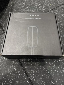 Tesla Mobile Connector Charger NEW Sealed Box! Gen 3 Bundle S 3 X Y Cybertruck - Picture 1 of 6