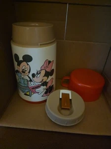 Aladdin Disney Mickey And Minnie Plastic Thermos - Picture 1 of 1