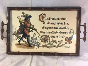 Bandeja para servir azulejos de cerámica alemana vintage anterior a 1900 con marco de madera ~ hombre con hacha - Imagen 1 de 12